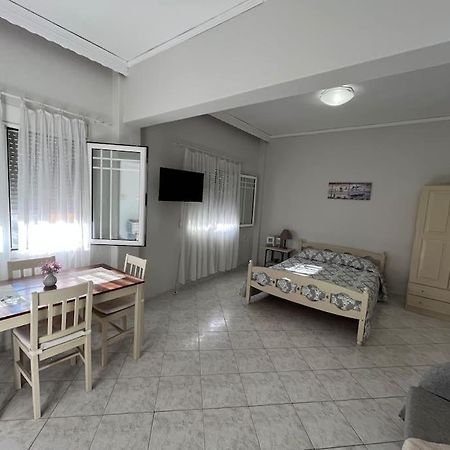 Studio Apartment In נאה קרוואלי מראה חיצוני תמונה